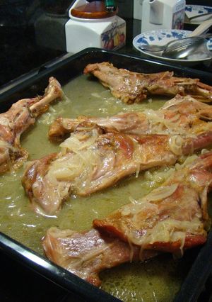 Una foto de Espaldas de cabrito al horno