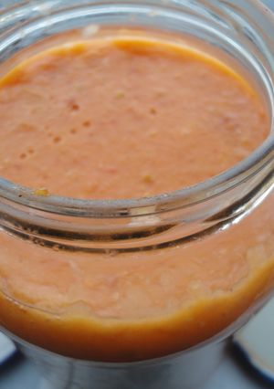 Una foto de salsa de tomate austriaca.