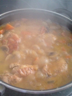 Foto principal de Pollo en salsa con verduritas