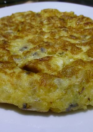 Una foto de Tortilla de patata con champiñones