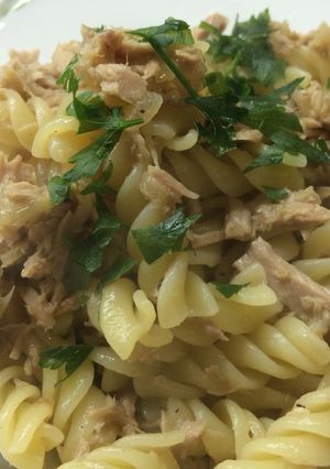 Una foto de Fusilli con tonno (atún)