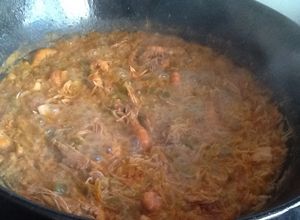 Una foto de Fideuà de calamares y cigalas