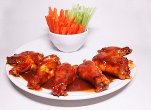 Una foto de Alitas BBQ mexicanas