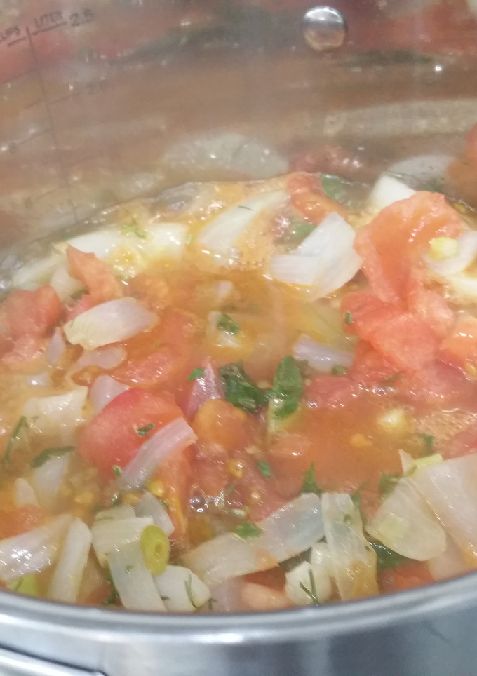 Una foto de Salsa de tomate con hierbas