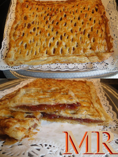 Una foto de Empanada de cabello de angel y jamon iberico
