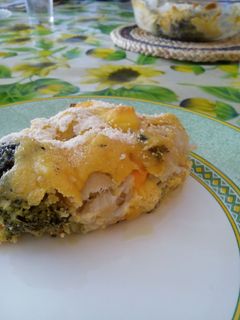 Una foto de Pastel de brócoli y coliflor con bechamel