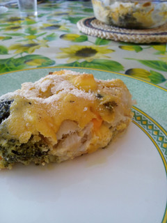 Una foto de Pastel de brócoli y coliflor con bechamel