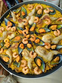 Una foto de Arroz tierra, mar y aire