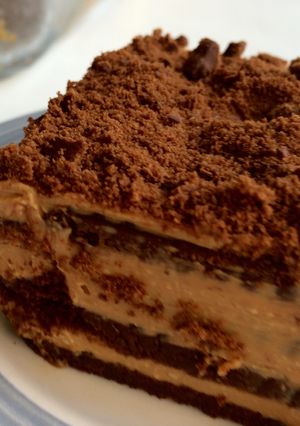 Una foto de Chocotorta o torta de chocolinas rellena 