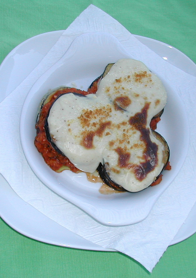 Una foto de Gratinado de berenjena y pollo