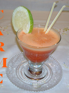 Una foto de Batido de naranja y cerezas