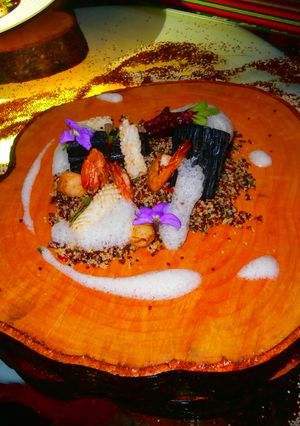 Una foto de Plato en base al mar