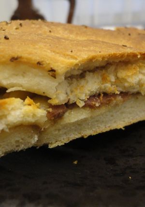 Una foto de Fougasse de anchoas y piñones