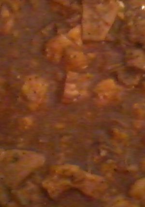 Una foto de Chicharrones en su jugo con chipotle