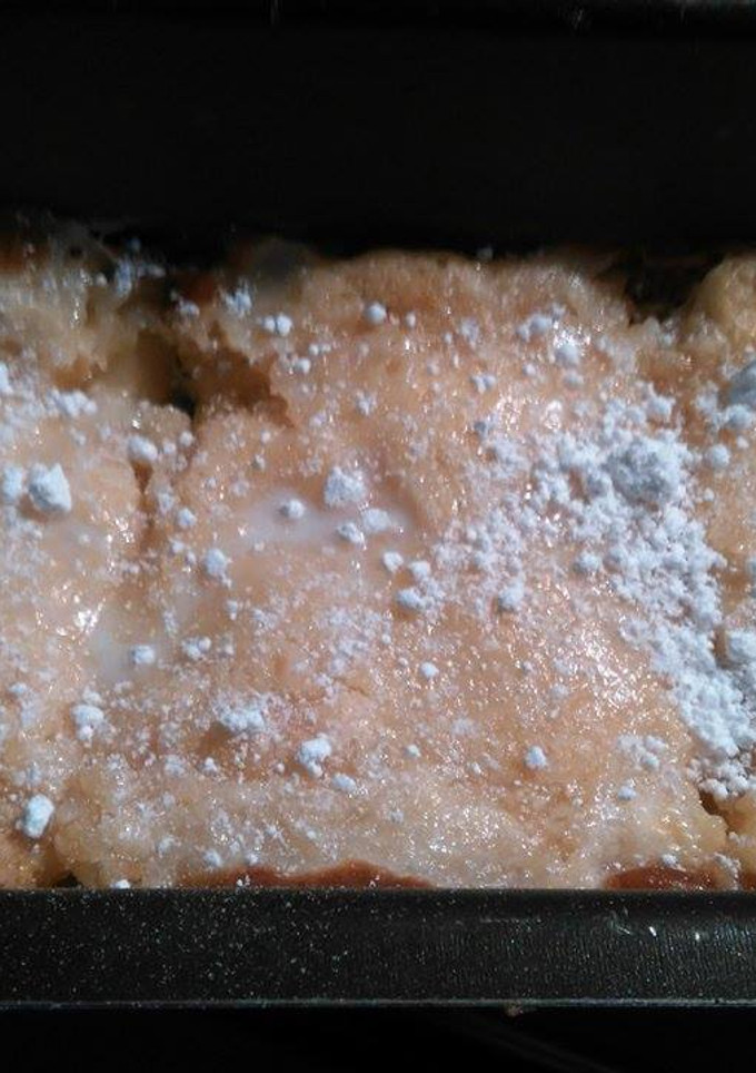 Una foto de Bizcocho crujiente de manzana para la abuela