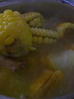 Una foto de Sancocho casero colombiano