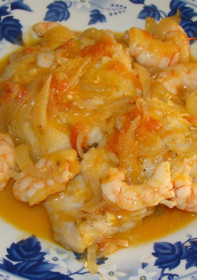 Una foto de Supremas de merluza en salsa 