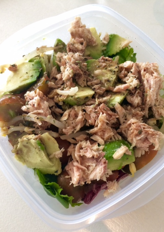 Una foto de Ensalada completa para llevar