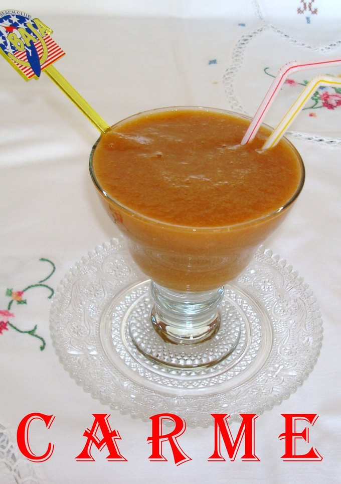 Una foto de Batido de albaricoque y melocotón