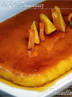 Una foto de Tocinillo de cielo al aroma de naranja