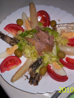 Una foto de Ensalada cantábrica
