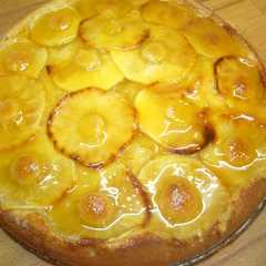 Una foto de Bizcocho de manzanas amarillas