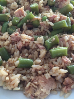 Una foto de Arroz integral con judías verdes