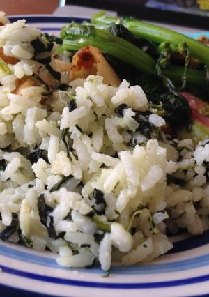 Una foto de Arroz de coco y espinaca