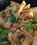 Chilaquiles verdes de salmón