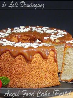 Una foto de Angel food cake (Pastel de ángel)
