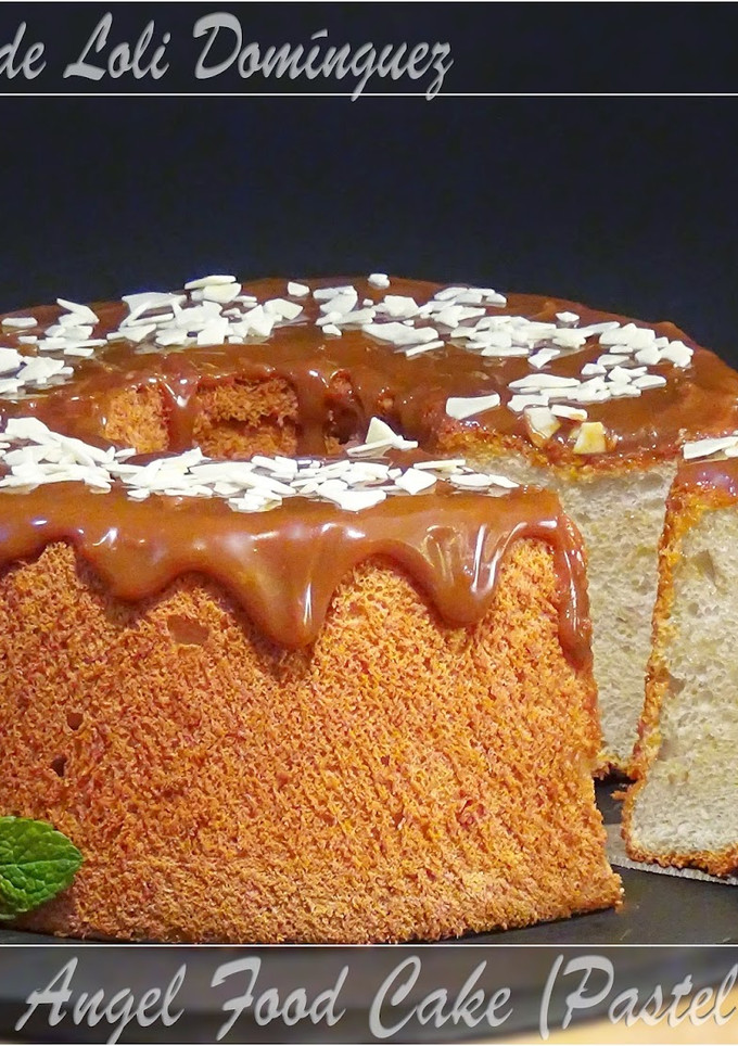 Una foto de Angel food cake (Pastel de ángel)