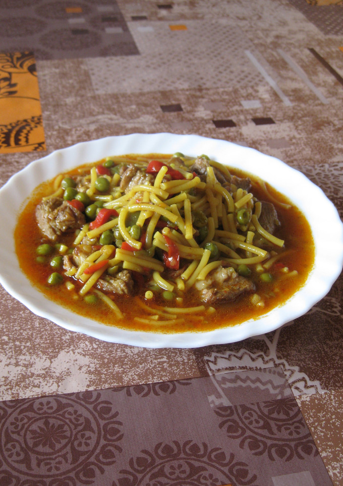 Una foto de FIDEUA CALDOSA CON PIMIENTOS