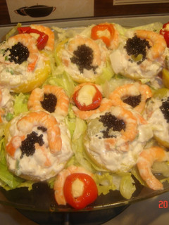 Una foto de Melocotones rellenos de ensaladilla