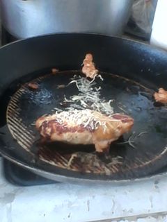 Una foto de Pechuga rellena de paté de ternera