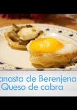 Foto principal de Canasta de berenjena y queso de cabra