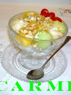 Una foto de Parfait de frutas cremoso