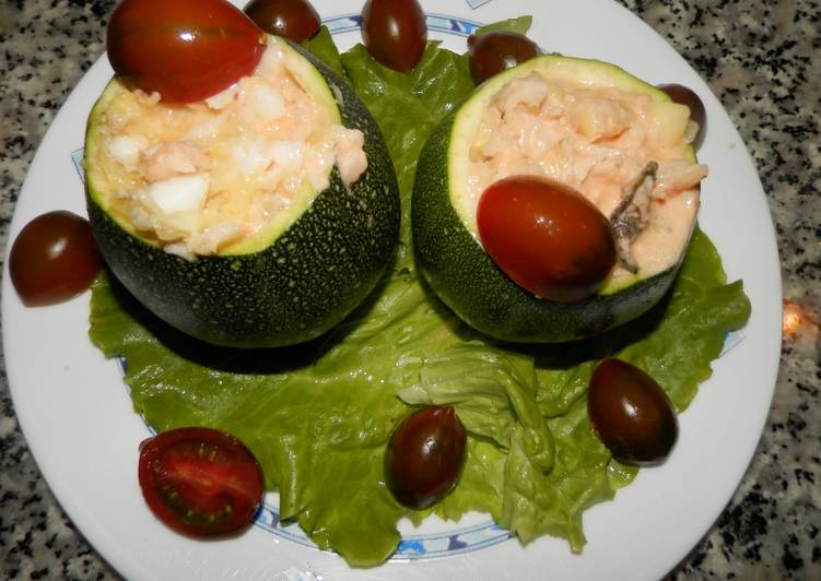 calabacin luna relleno de merluza y gambas