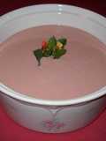 Sopa fría de remolacha con yogur y pepino