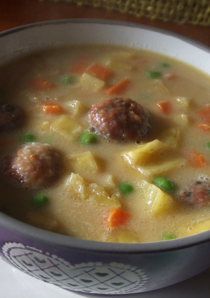 Una foto de Sopa con albondiguillas