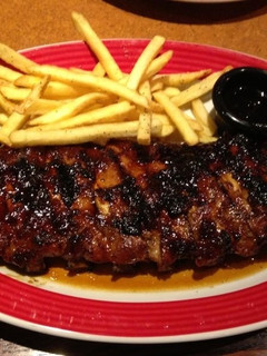 Una foto de Costillas con salsa de Jack Daniels