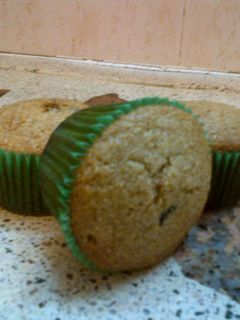 Una foto de Muffins integrales con pasas de uvas