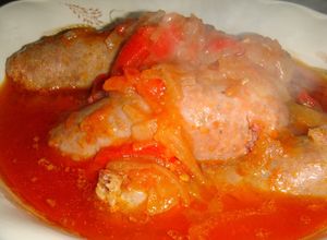 Una foto de Chorizos a la Pomarola