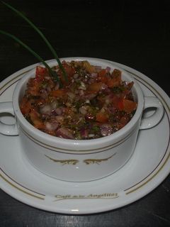 Una foto de Salsa o aderezo pico de gallo 