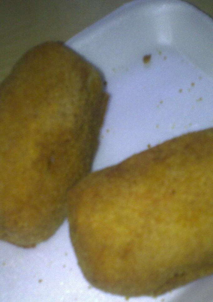 Una foto de Bombas de papas, queso y choclo