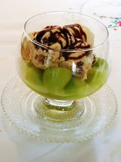 Una foto de Copa de helado y melón al cava