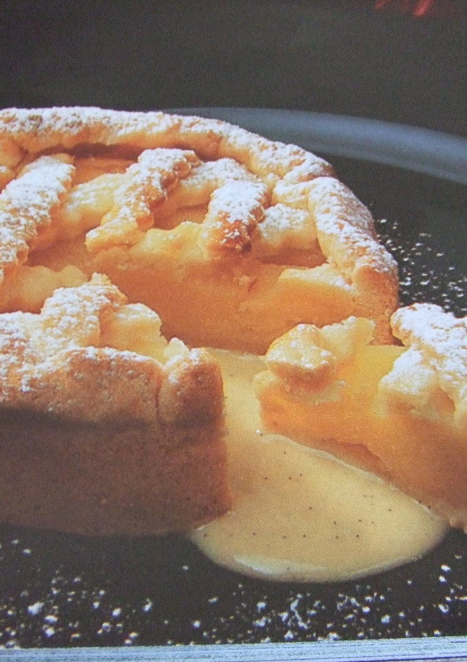 Una foto de Tarta de manzana austríaca "entre rejas"
