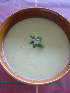Una foto de Crema fría de piña