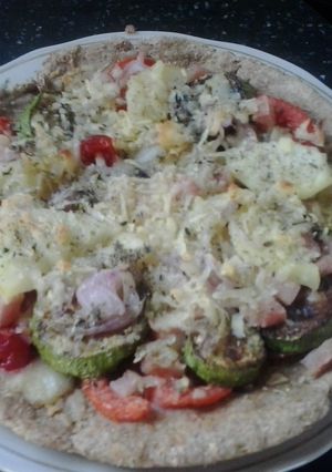 Una foto de Pizzetas de verduras con masa integral