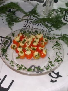 Una foto de Tomates cherry con queso