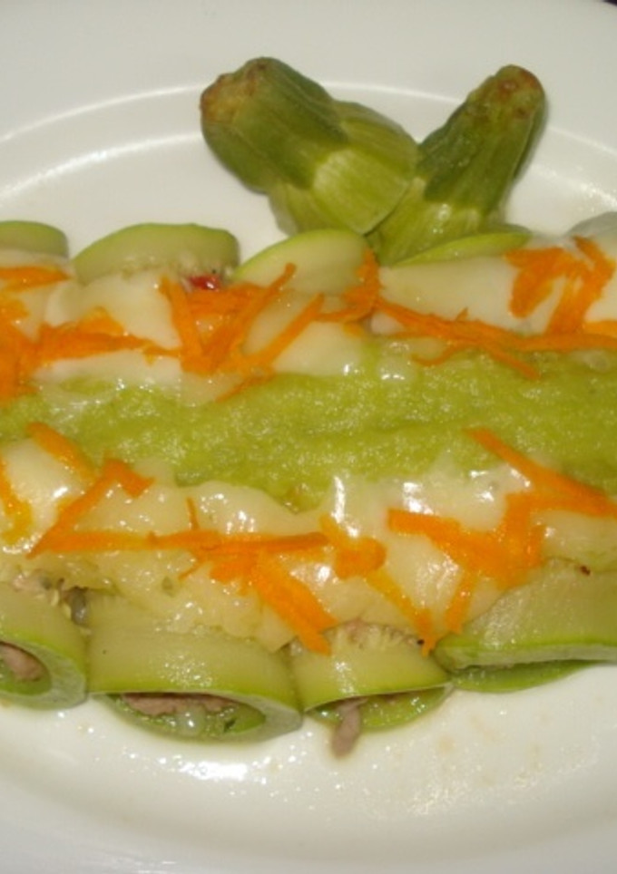 Una foto de Canelones de calabacines